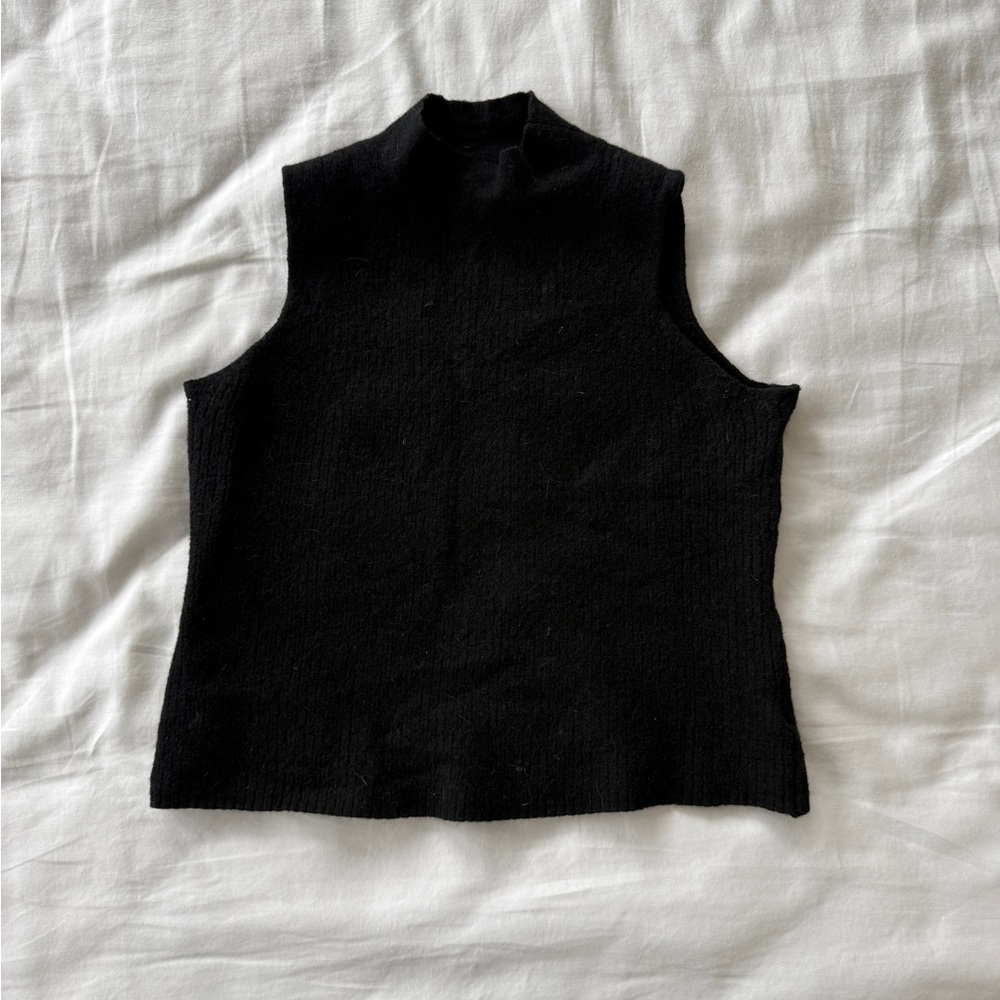 Black Sleeveless Turtleneck Wool Top - XS